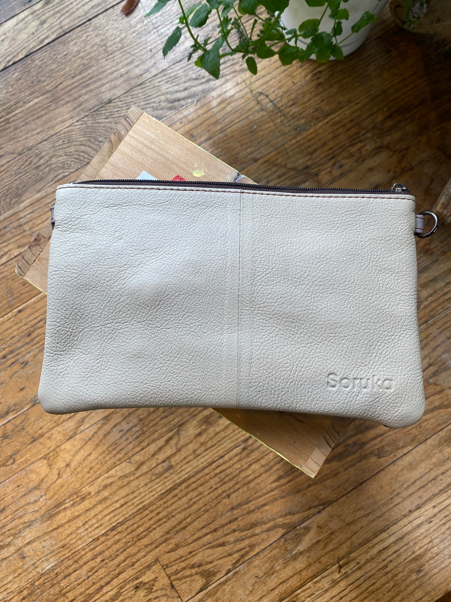 Nikki · Crossbody Bag & Wristlet
