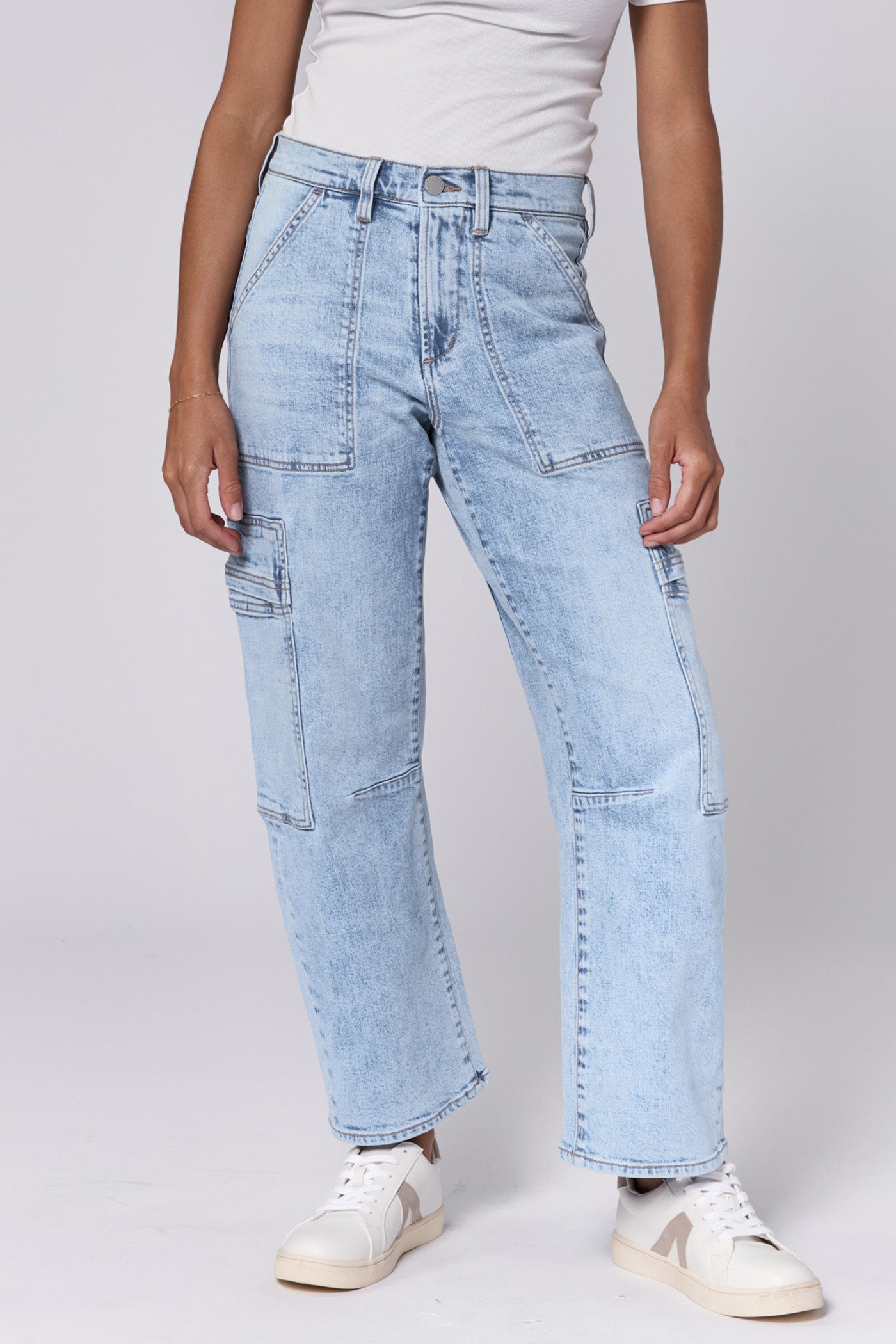 Lasso Cropped Barrel