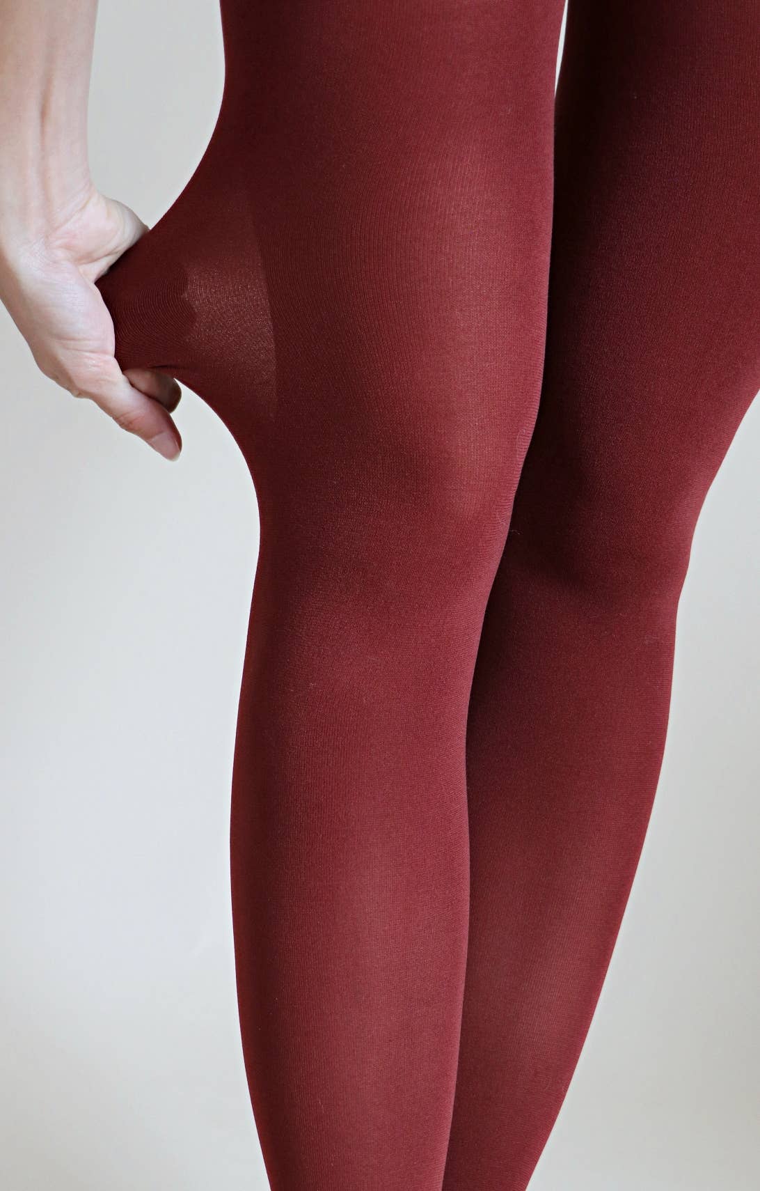 OPAQUE ZOKKI COLORED TIGHTS: Small to Medium / Black