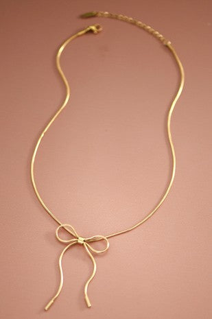 Bow Necklace