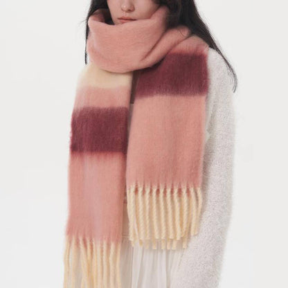 CONTRASTING STRIPED FRINGED PLAID SCARF